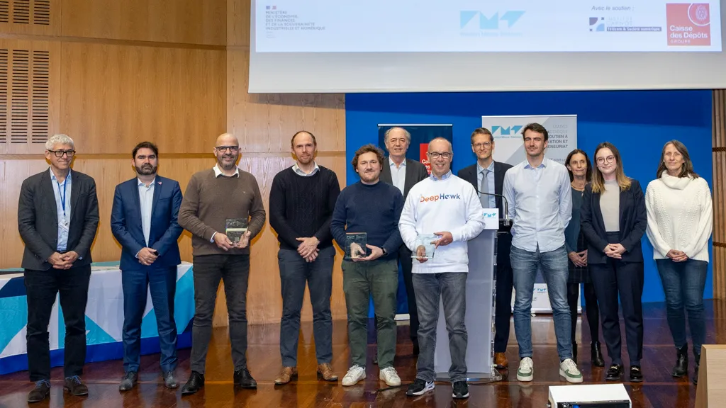 Photo de groupe des lauréats du prix innovation Bercy IMT 2023