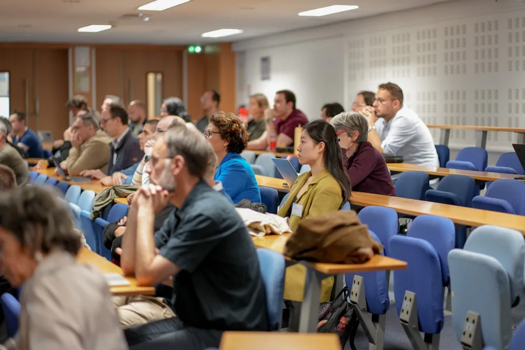Photo du public lors du colloque IMT - Ingénierie pour la santé et le bien-être