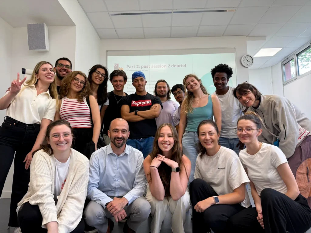 Photo de groupe de la promotion 2025 du BIP
