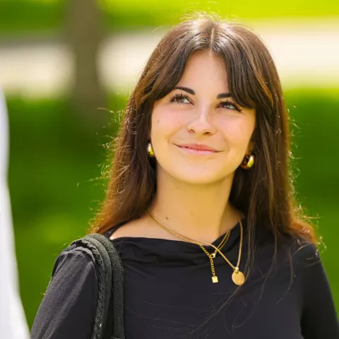 Portrait de Lou, élève ingénieure à IMT Mines Albi