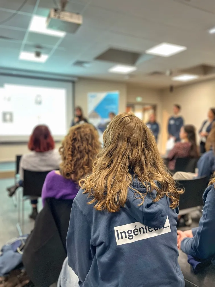 Photo de groupe de la nouvelle promotion d'Ambassadrices IMT