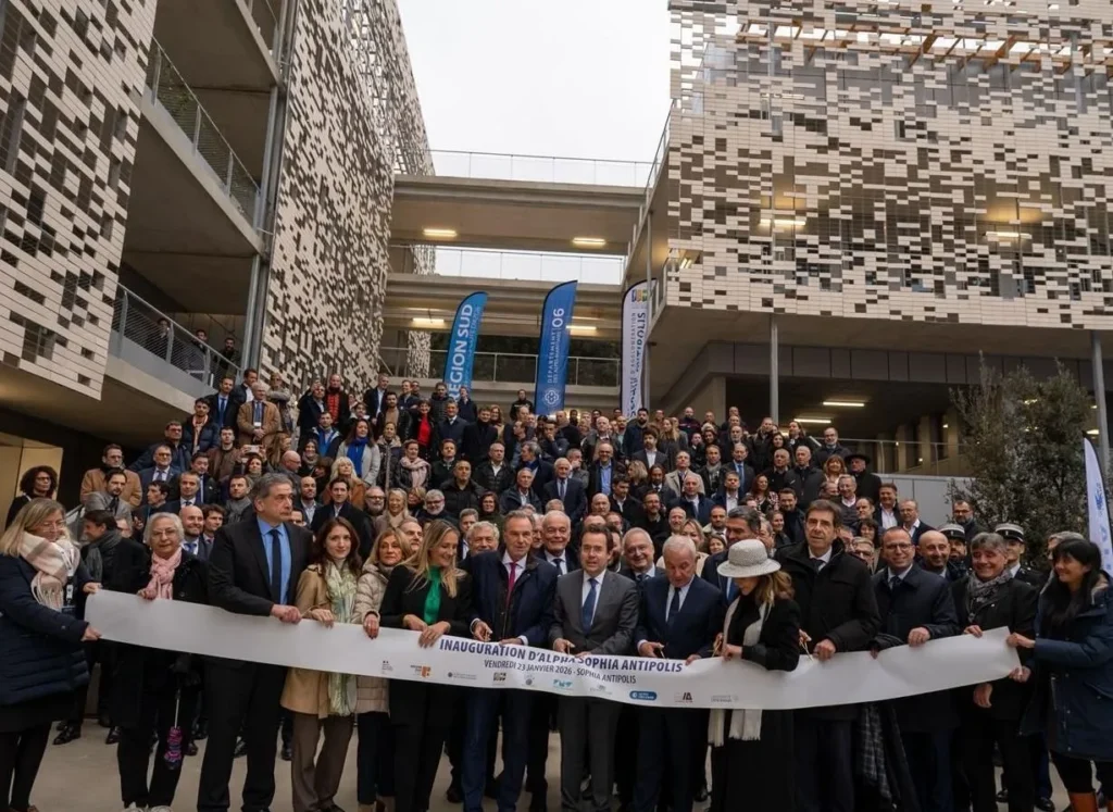 Photo de l'inauguration du bâtiment