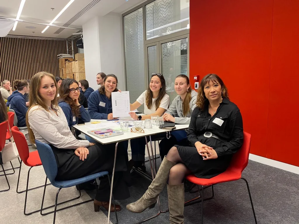 Etudiantes et marraine du programmes Ambassadrices de l'IMT.