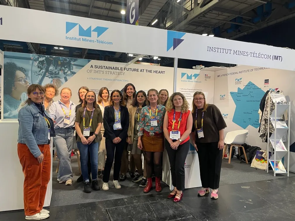 Photo de groupe prise lors de l'EAIE 2026